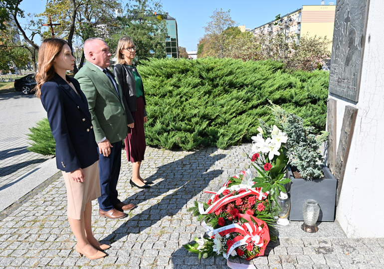    Uczcili pamięć ks. Jerzego Popiełuszki