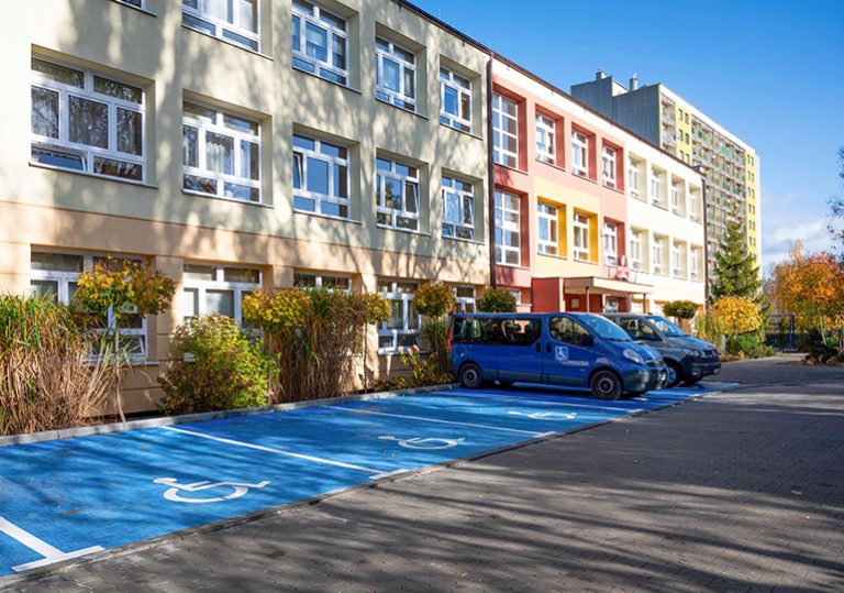 Parking przy ZS nr 6 już gotowy