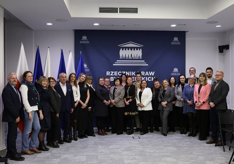 „Powiat odporny na kryzysy. Znaczenie OIK w budowaniu silnych społeczności lokalnych”