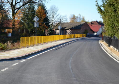 Przebudowa drogi powiatowej Jamnica – Zbydniów została zakończona.